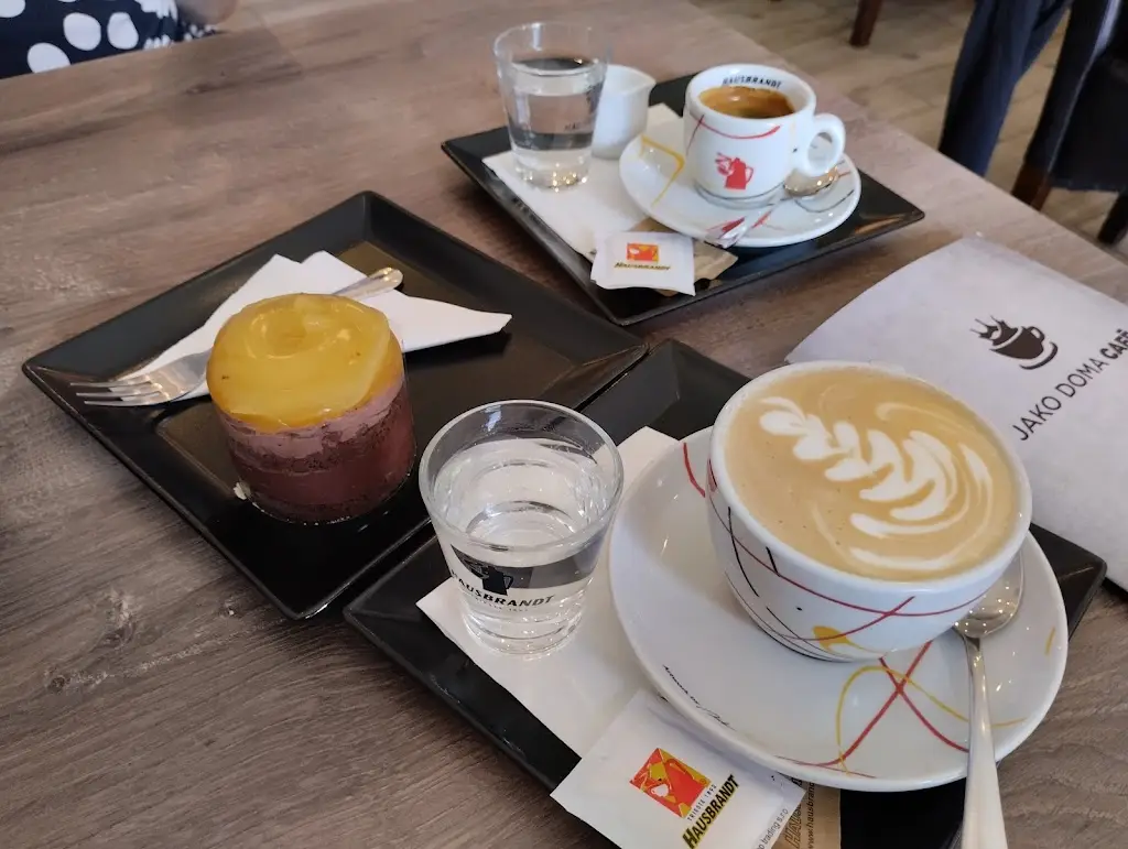 Jako Doma café_Sobotka_slider_image_2