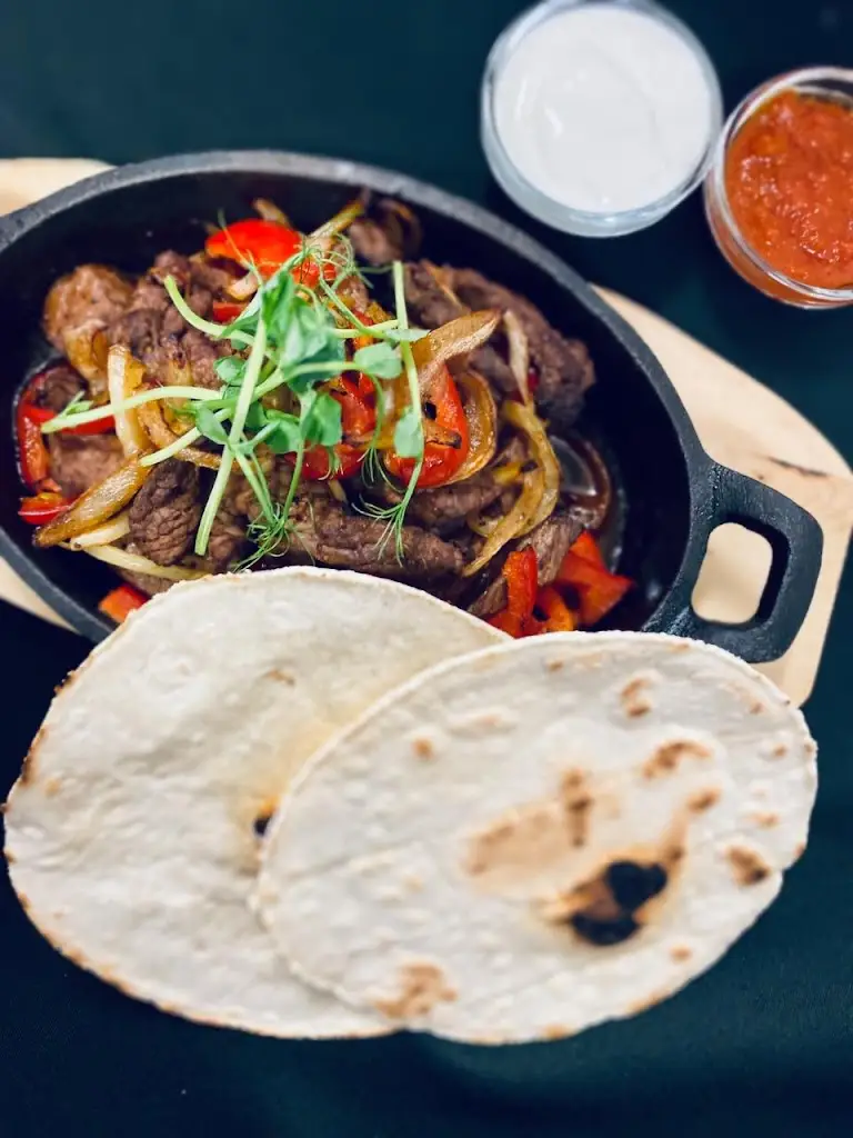 Pizzerie Maštal_Sobotka_slider_image_2