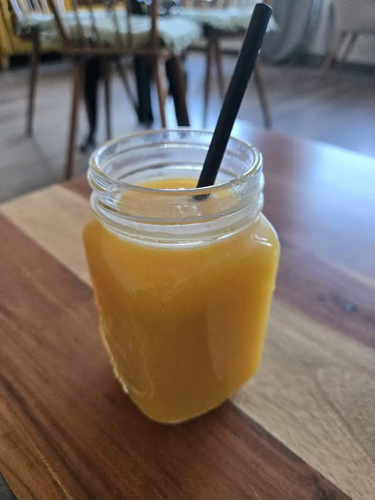 Ethan Shoe_Cafe pod Ślężą_Sobotka_review