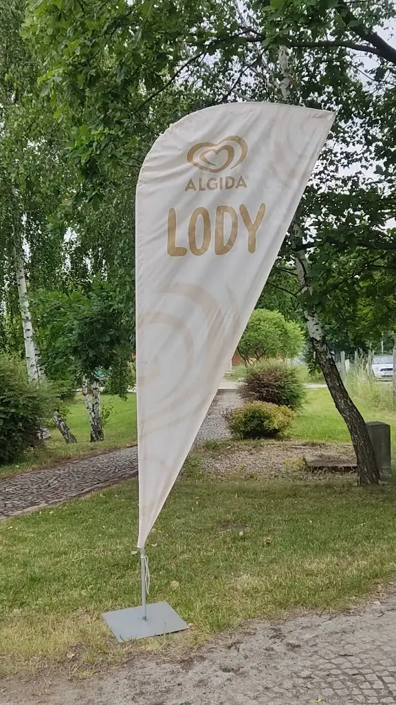 Szczere Pole Restauracja z Ogrodem_Sobotka_slider_image_2