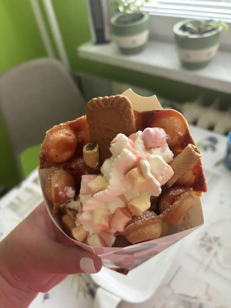 Ivona Dastychova_Zmrzlina a Bubble vafle u Šimůnků_Trutnov_review