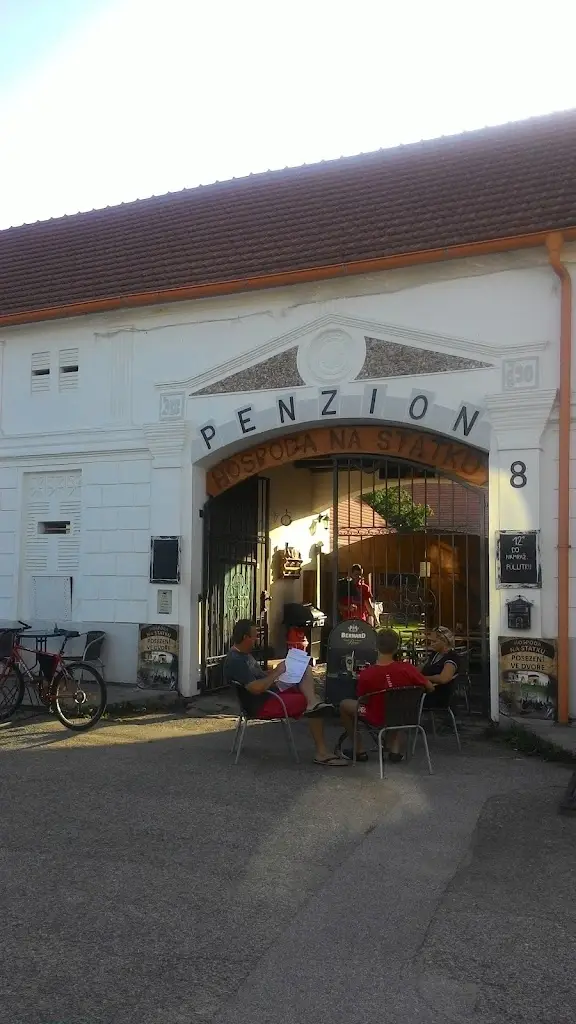 Martin Hanzel_Penzion a hospoda Na statku_Hluboká nad Vltavou_recensione