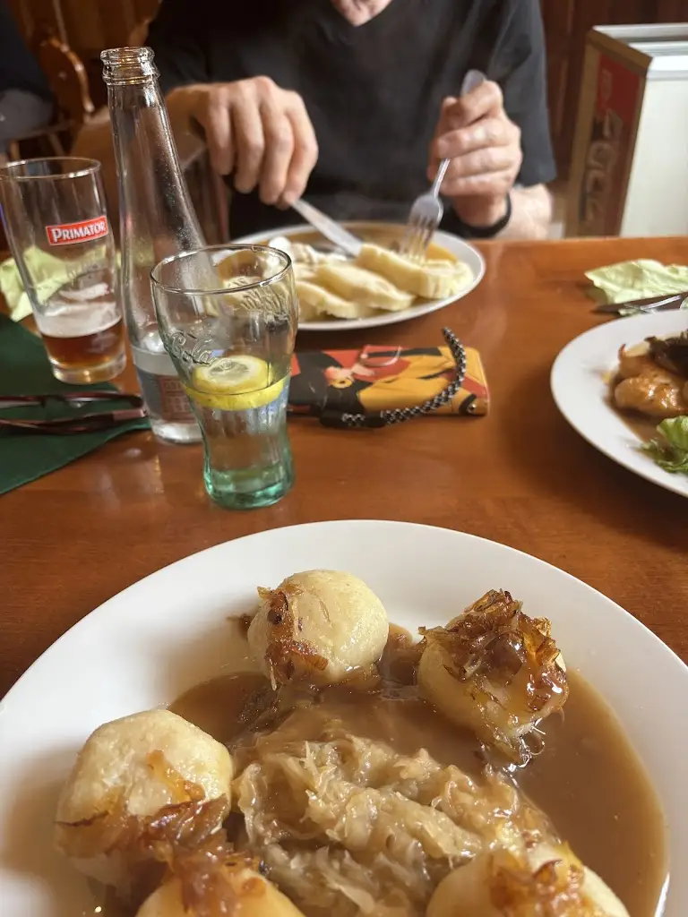 Alena Šimáková_Hostinec U Skanzenu_Třebechovice pod Orebem_recensione