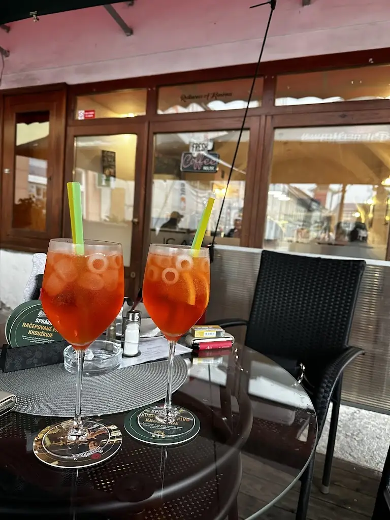 Deelight café_Třebechovice pod Orebem_slider_image_1