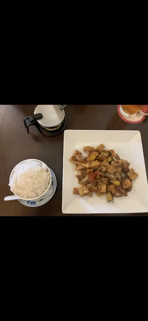 Lenka Nováková_Reataurace Jinghu_Hluboká nad Vltavou_review