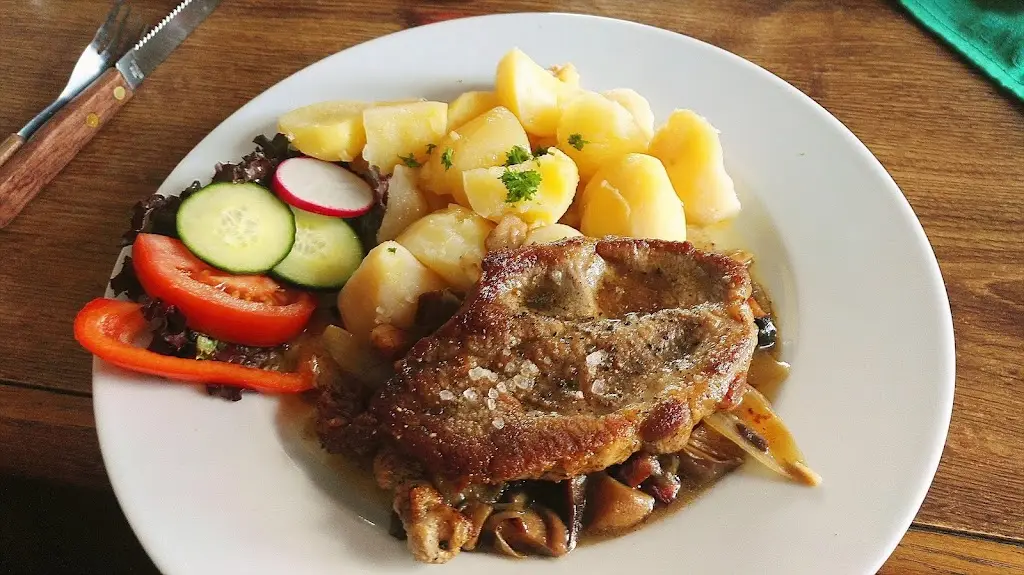 Radim Štencel_Restaurace Na Roli_Třebechovice pod Orebem_review