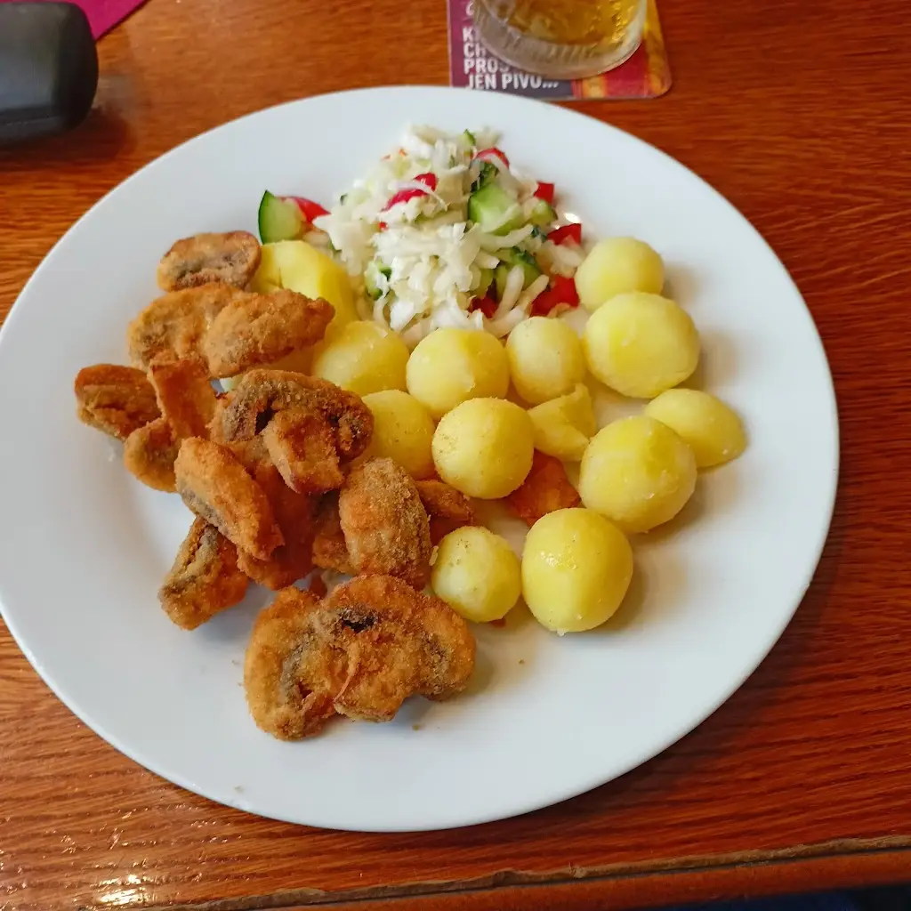 Restaurace na Pětce - GAPA, spol. s r.o._Vamberk_slider_image_2