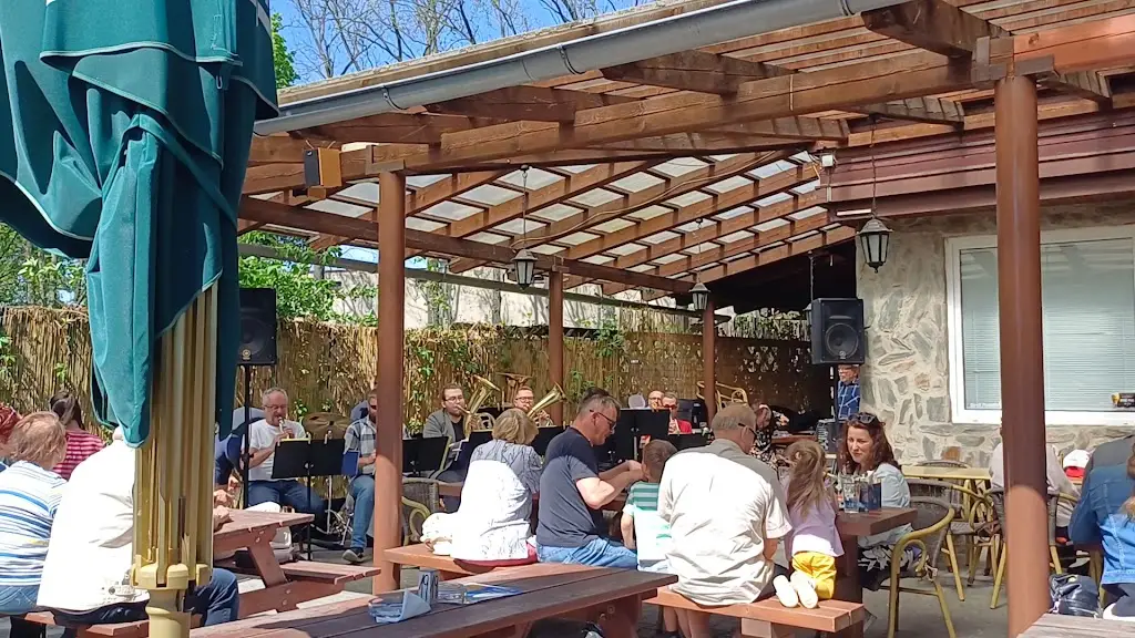 Restaurace U Věže_Týniště nad Orlicí_slider_image_2