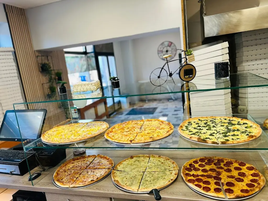 Pizzeria Miky_Týniště nad Orlicí_slider_image_2