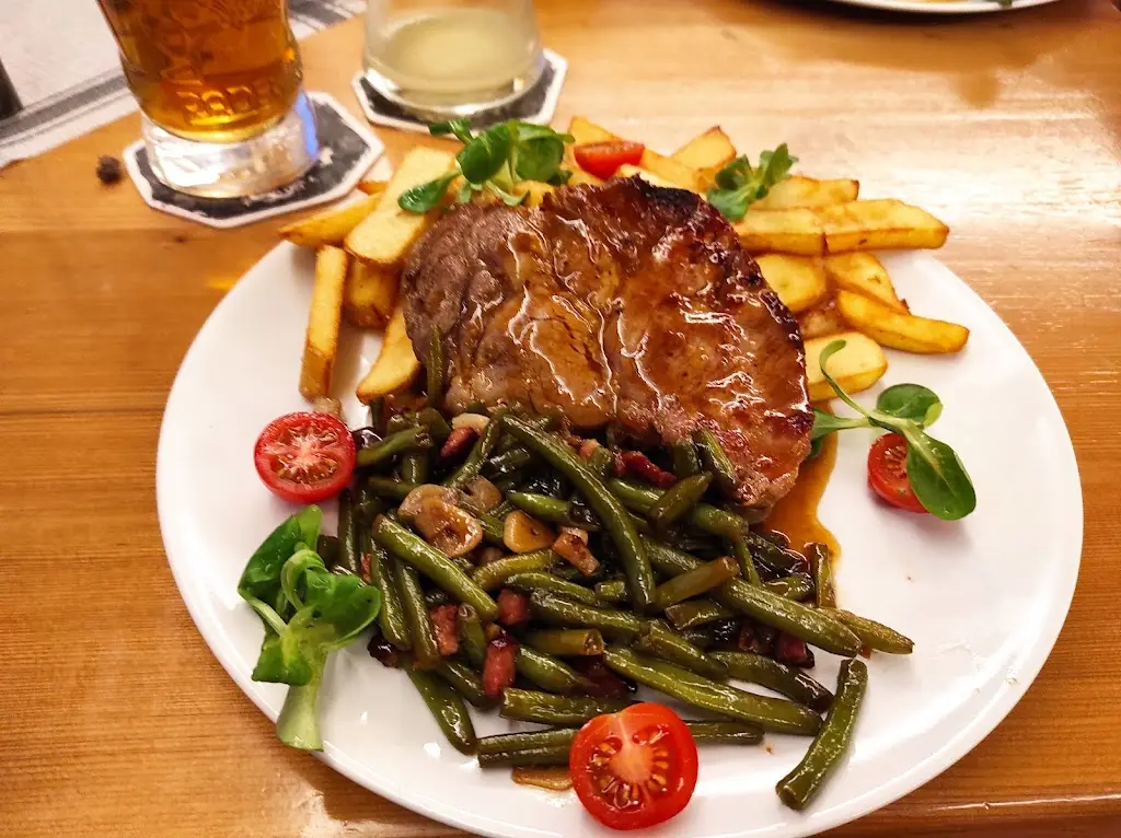 Jídelna a bistro VELKÉ POŘÍČÍ_Velké Poříčí_slider_image_3