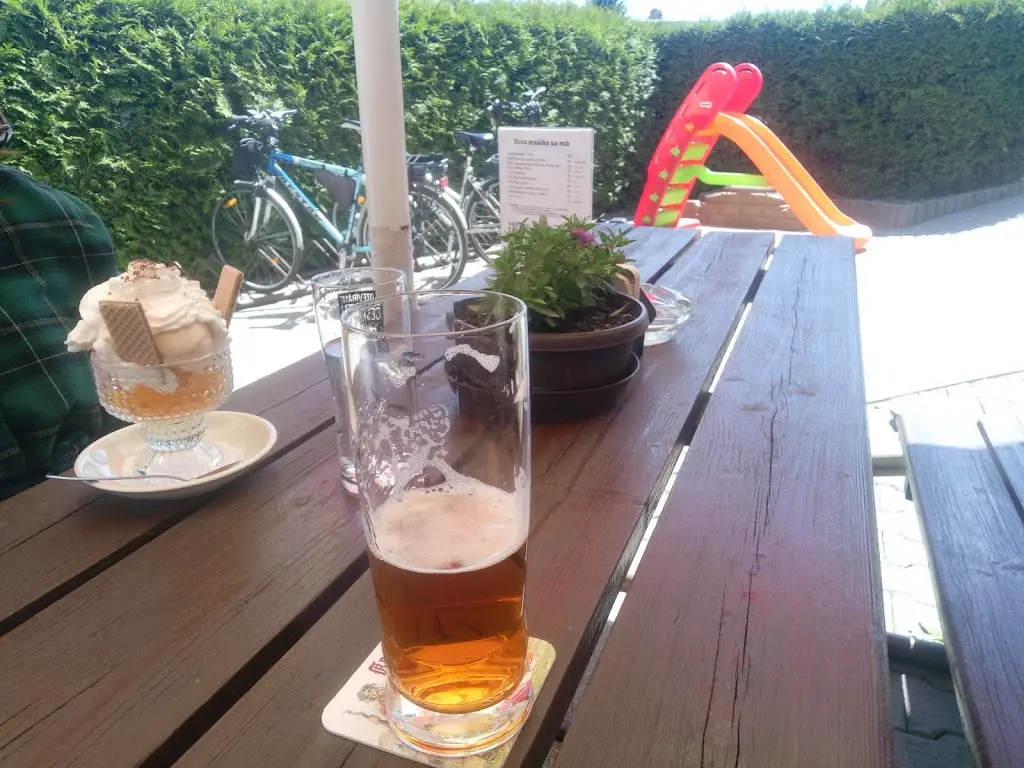 Jarda Seidl_U Hanušů_Velké Poříčí_review