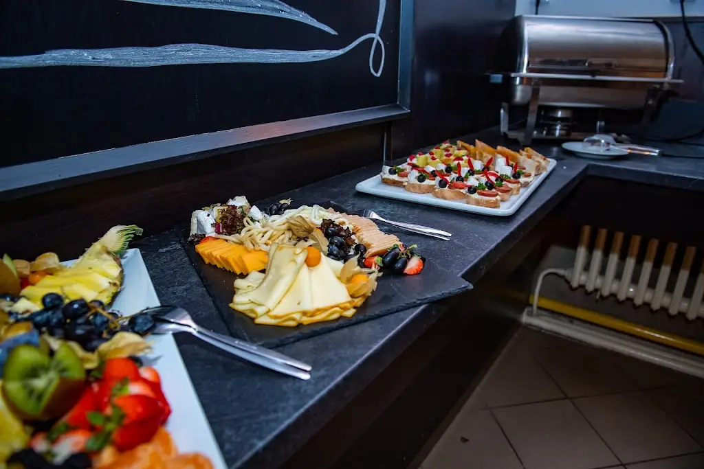 Jitka Bartošová_Hostinec Na Staré Hradec Králové_Všestary_recensione