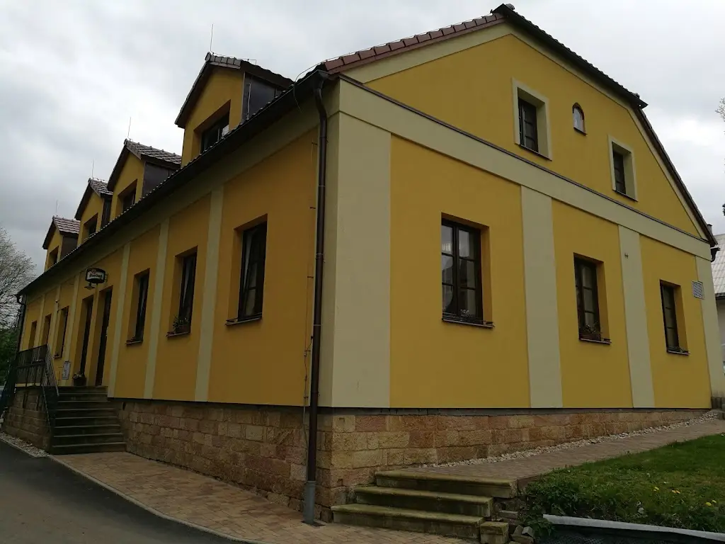 Tomas P._Penzion Dřevěnice_Železnice_review