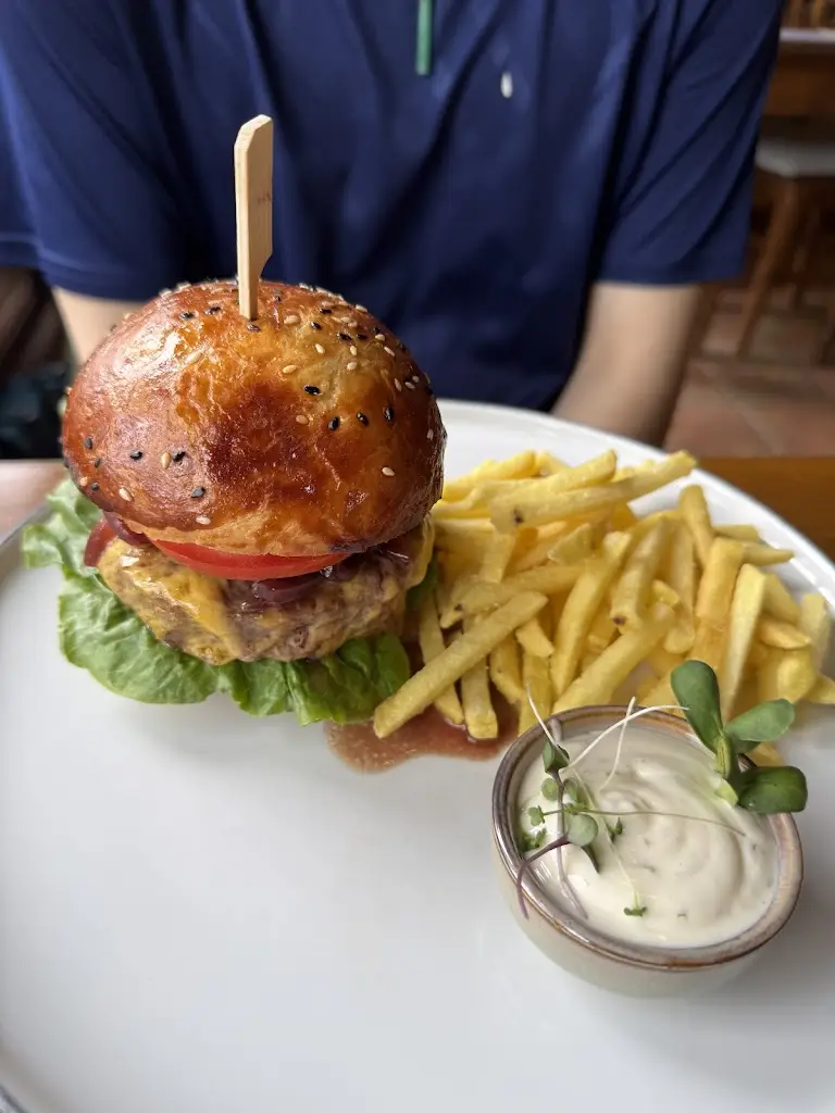 Sothi Khorn_Bakchus Restaurant & Café_Špindlerův Mlýn_review