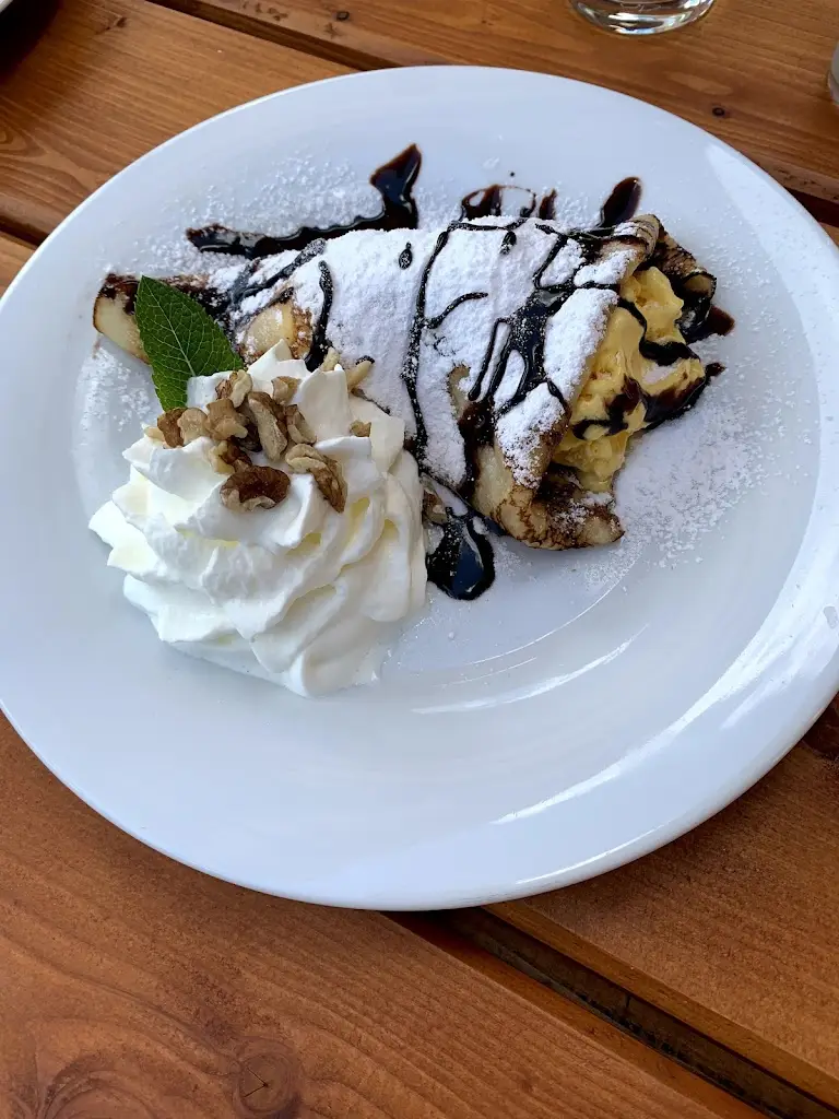 Petr P_Hunter's Inn_Špindlerův Mlýn_review