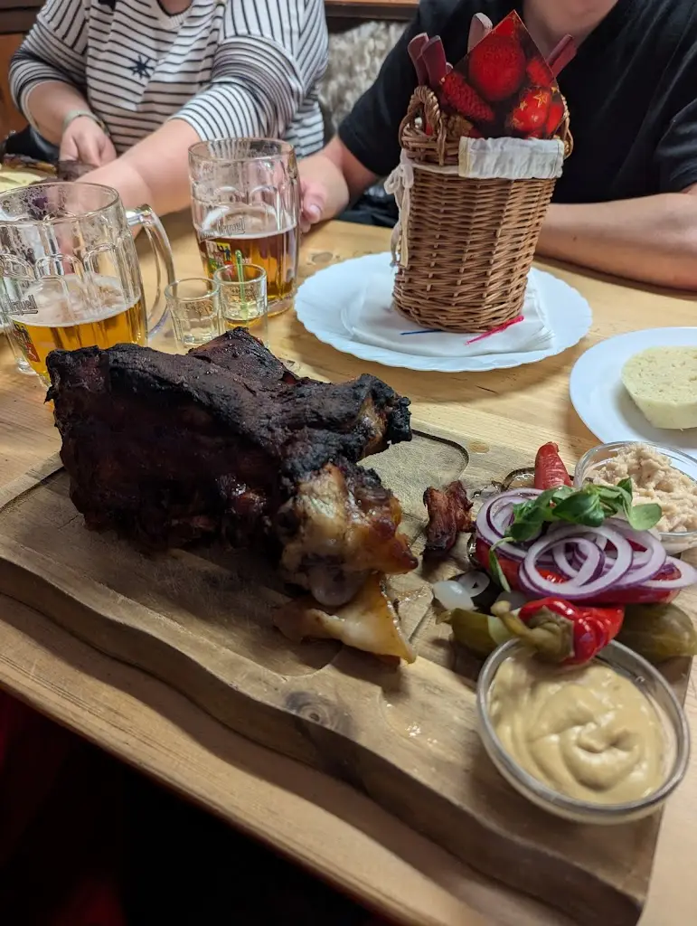 Kamil Kuklewski_Česká hospoda_Špindlerův Mlýn_review