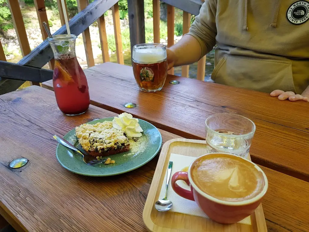 Theresa Trutschel_Café Restaurant SRUB pod Medvědínem_Špindlerův Mlýn_review