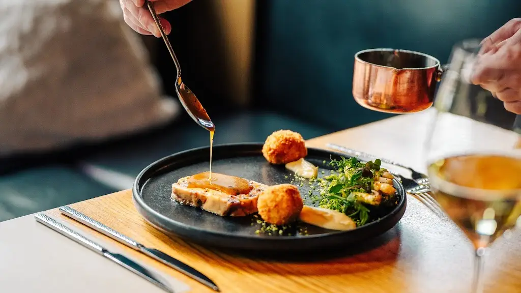 SAVOYA restaurant & lounge_Špindlerův Mlýn_slider_image_3