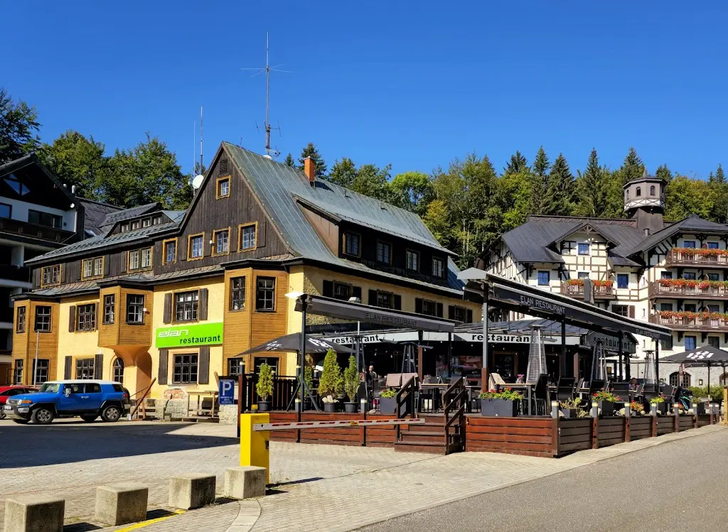 Elan Bar Caffé_Špindlerův Mlýn_slider_image_3