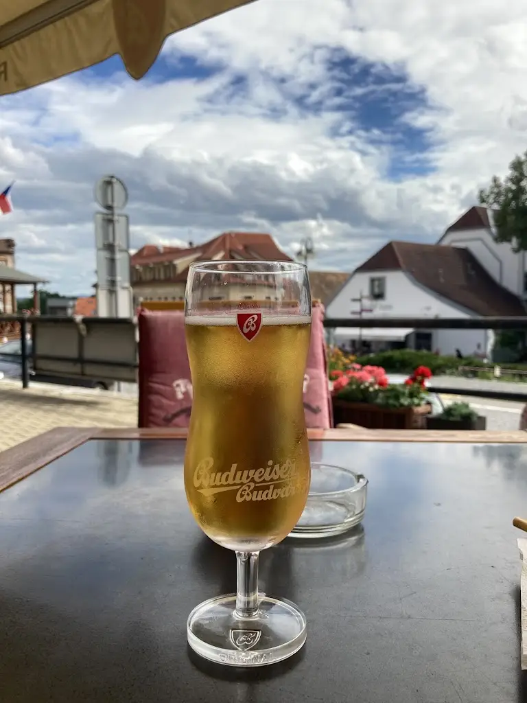 PC_Beijing Shanghai Čínská restaurace京沪飯店_Hluboká nad Vltavou_review