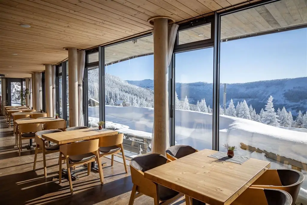 Restaurace Erlebachova bouda_Špindlerův Mlýn_slider_image_1
