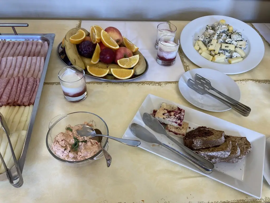 Ying T_Hotel Podhrad_Hluboká nad Vltavou_review