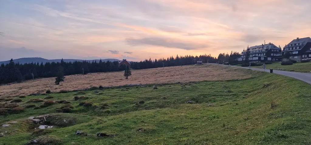 Avi Howard_St Francis' Resort - Erlebach's & Joseph's Mountain Huts_Špindlerův Mlýn_review