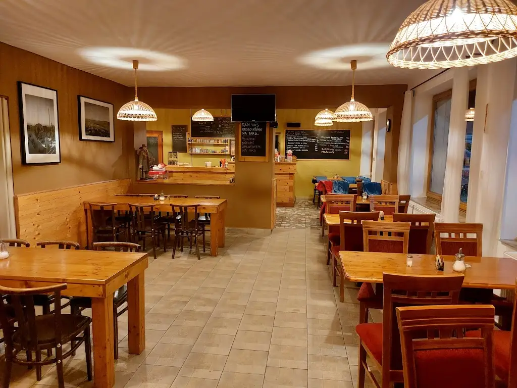 Bufet-Cafe restaurant in Benecko