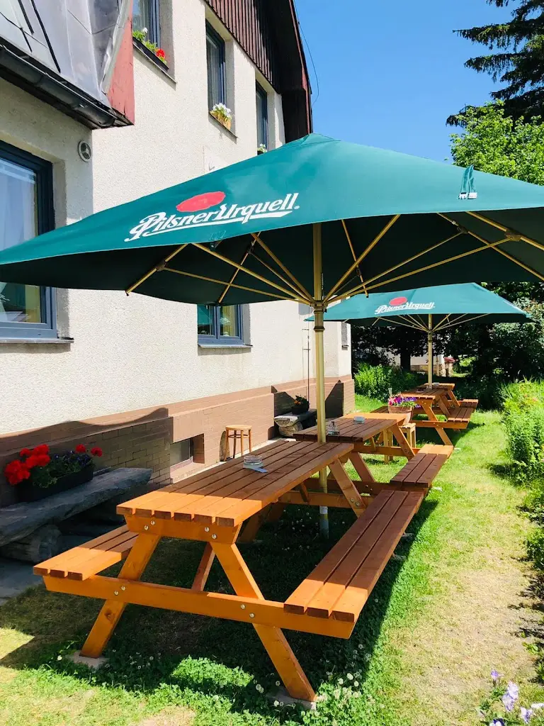 Restaurace a penzion Mája_Benecko_slider_image_1