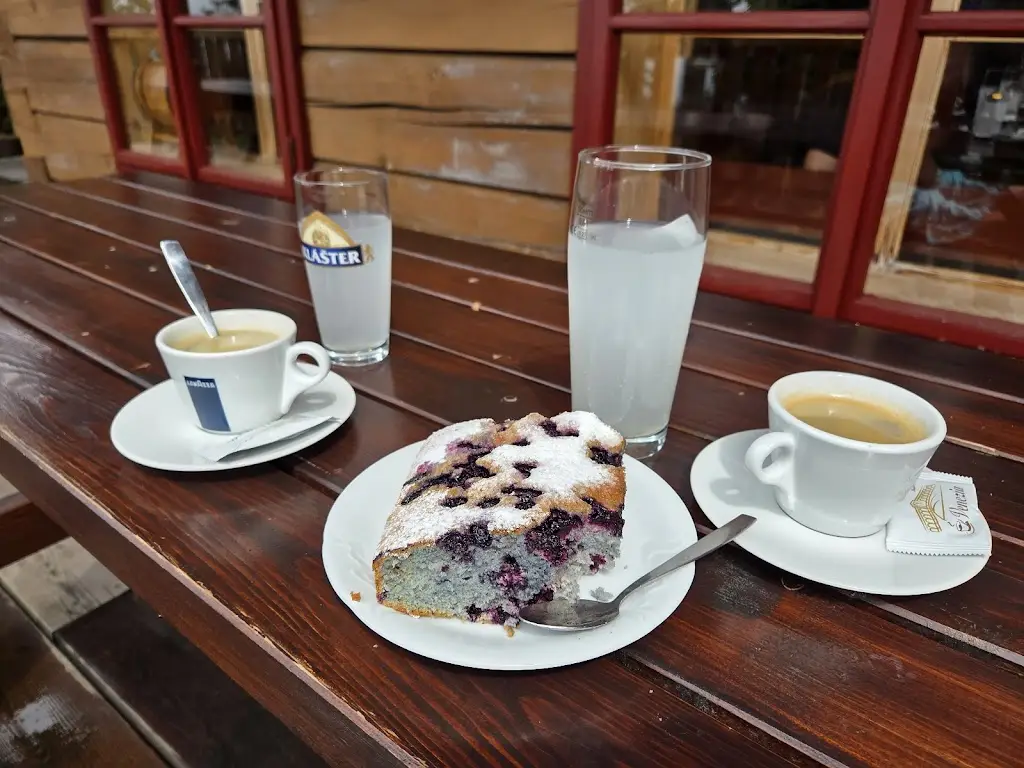 Zaly Baude_Benecko_slider_image_2