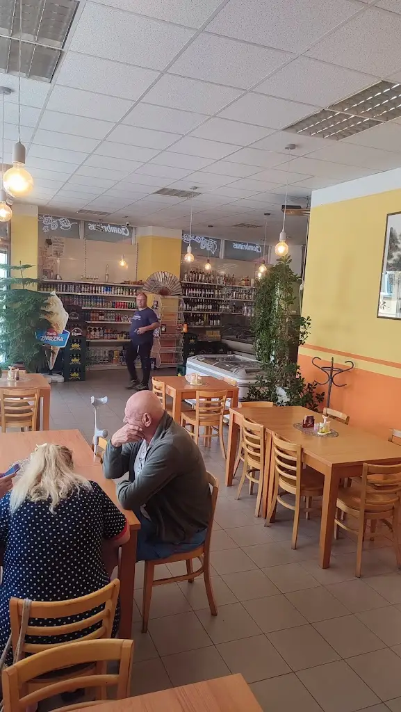 Rene Kotera_Bistro Hanoi_Cvikov_review