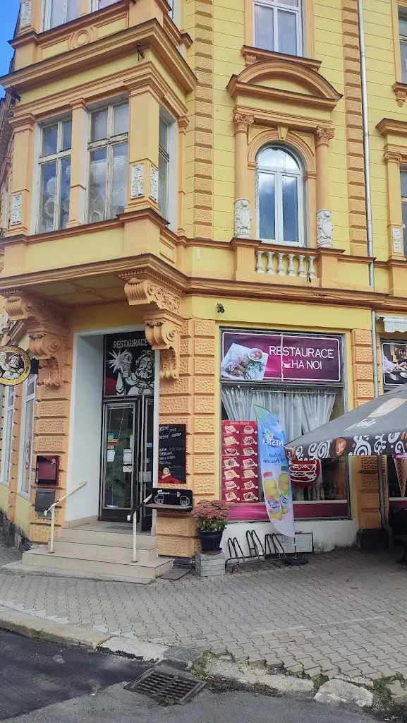 Bistro Hanoi_Cvikov_slider_image_1