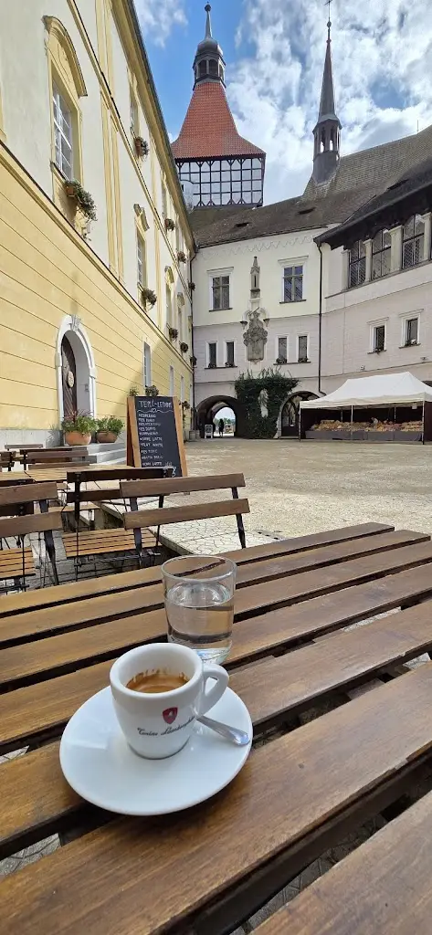 Oh My Deer Café_Blatná_slider_image_2