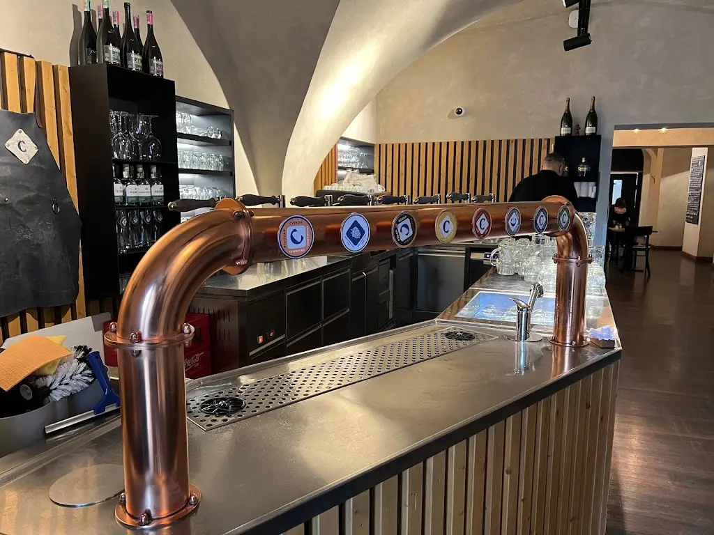 Llewellyn Stephens_Pivovarská restaurace Sladovna_Cvikov_review