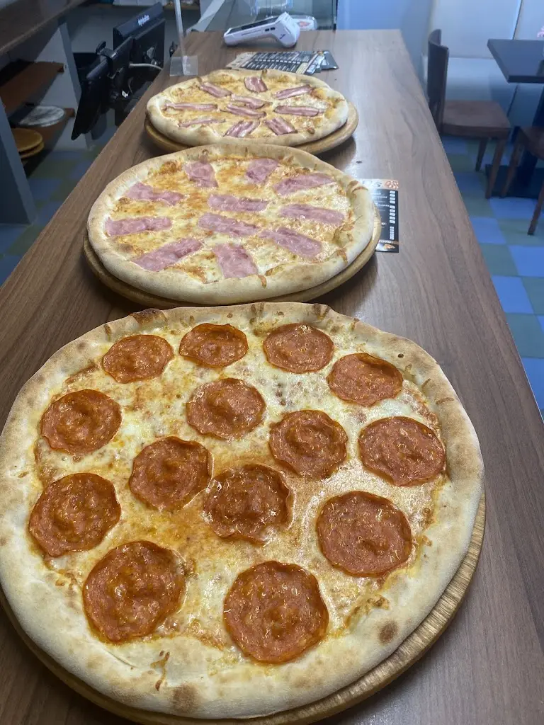 Niki’s Pizza_Chrastava_slider_image_3