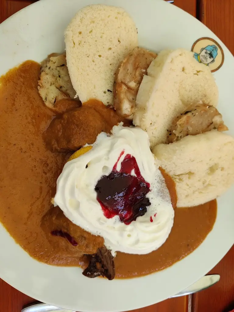 Joan Ostenfeldt_Restaurace Švejk_Vrchlabí_review