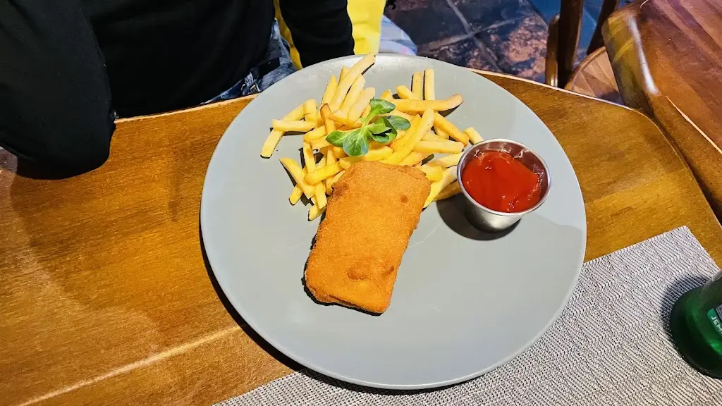 yachtswiss by Jens Schönberg_Restaurace Car Club_Vrchlabí_review