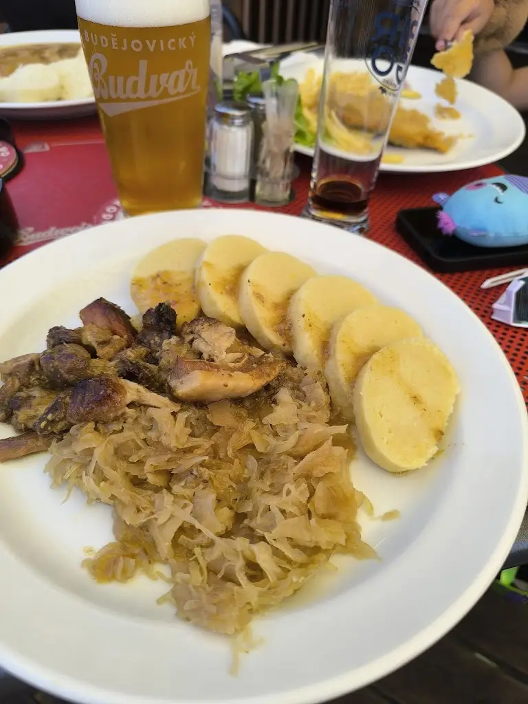 smoldys_Restaurace Sportovní hala_Horní Stropnice_recensione