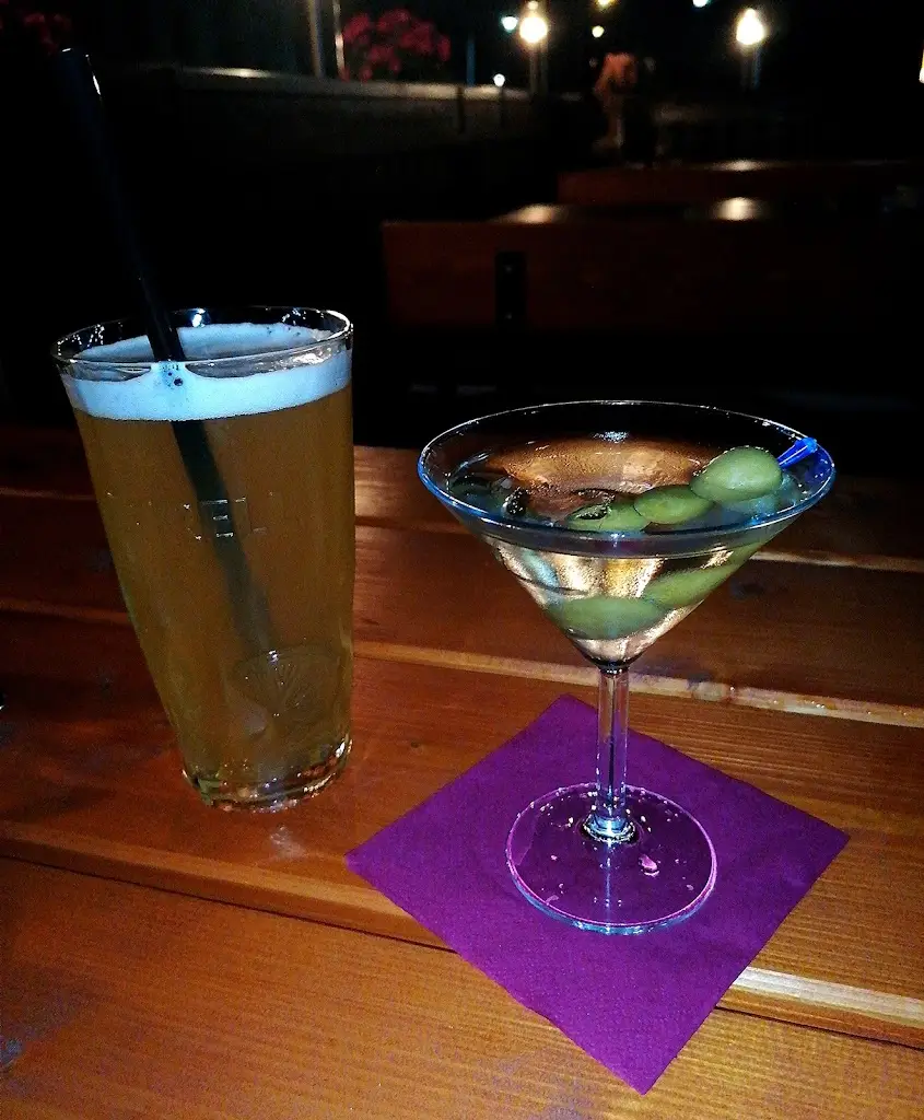 Jarmila Rajnišová_Sportclub_Vrchlabí_review