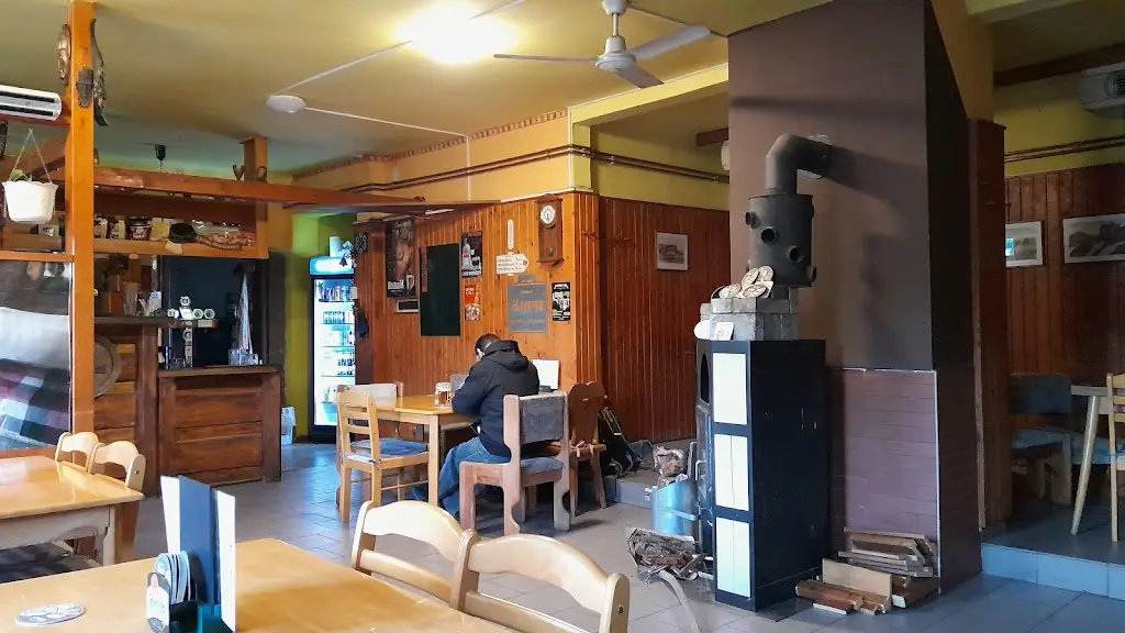 Pivnice Kufr restaurant in Vrchlabí