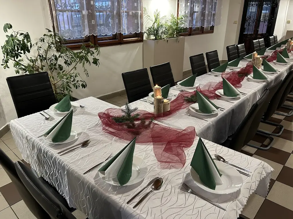 Restaurace U Martínků restaurant in Horní Stropnice