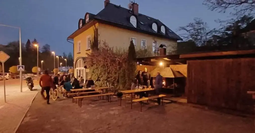 PivoBar na náplavce_Vrchlabí_slider_image_3