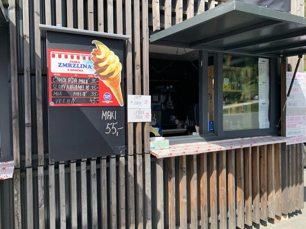 Občerstvení U Egona (točená zmrzlina) ristorante a Vrchlabí