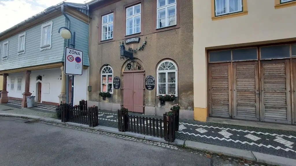 Josef Meszáros_Vinárna Pod klášterem Milan Dejmek_Vrchlabí_review