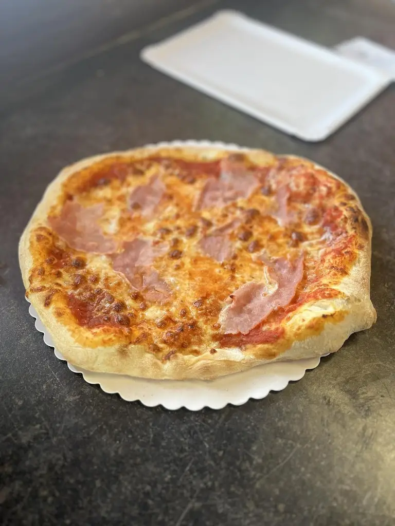 Pavel Tesař_Pizza Di Paulí_Vrchlabí_review