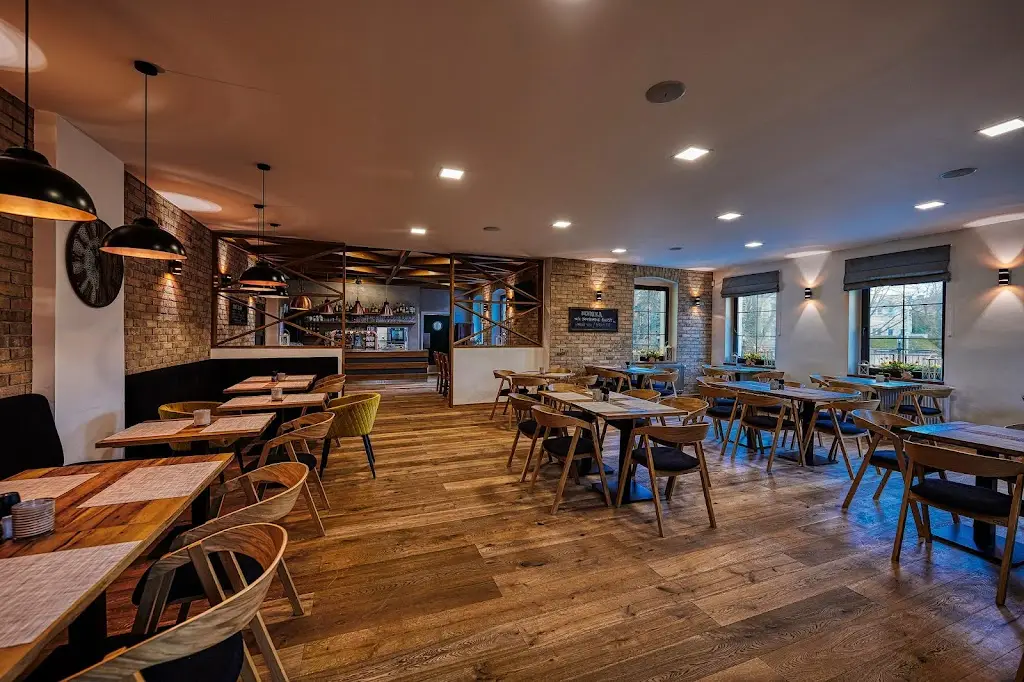 Na Rozcestí Frýdlant - restaurace & penzion restaurant in Frýdlant