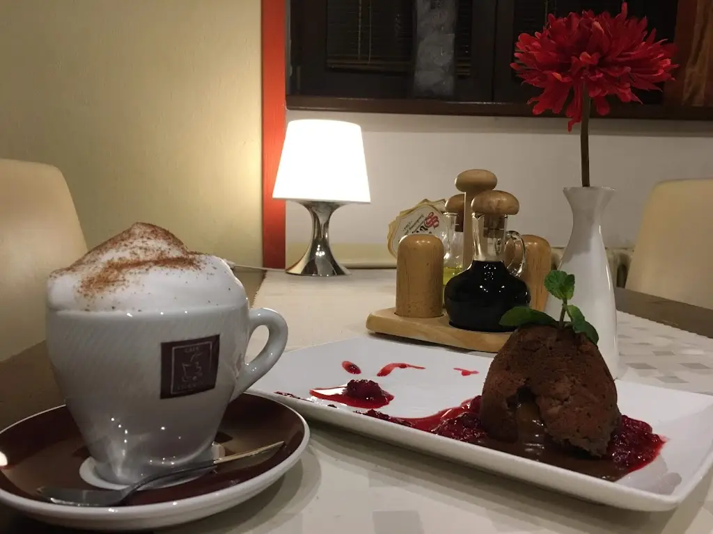 Restaurace a penzion Merlin_Frýdlant_slider_image_1