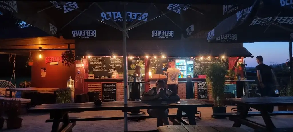 Mayyas Sakaji_Molo 23_Doksy_review