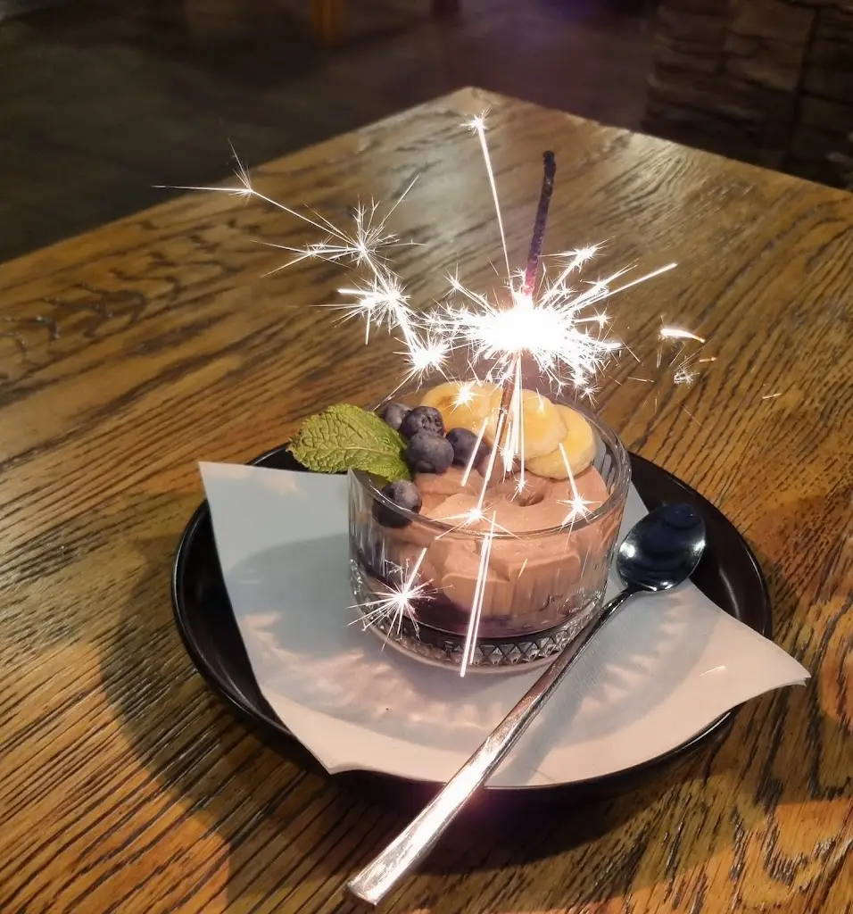 Samira Meschke_Restaurace Nad jezerem_Doksy_review