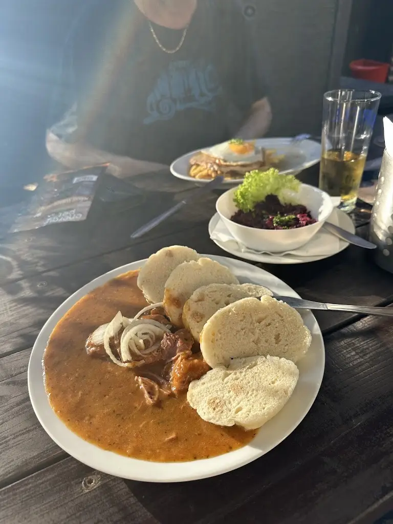Hospůdka Lesní Bouda ristorante a Doksy